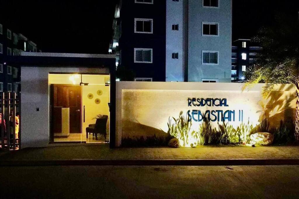 Spectacular Penthouse With Private Jacuzzi Terrace Apartment Santiago De Los Caballeros Ngoại thất bức ảnh
